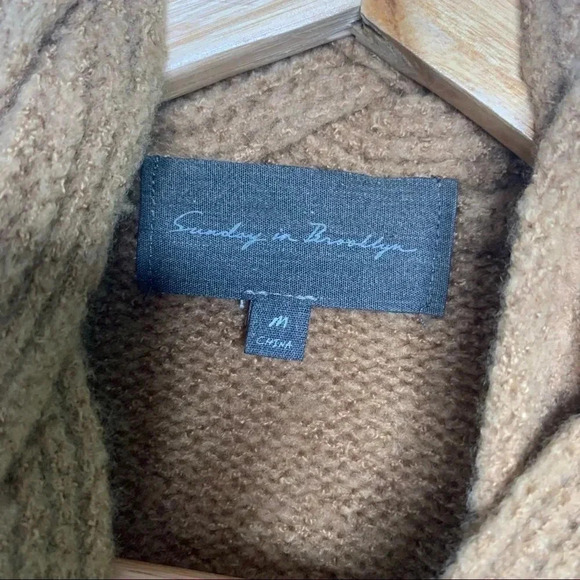 Anthropologie Sunday in Brooklyn Braided Open Sweater Vest Size Medium - Picture 9 of 10